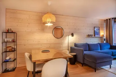 Image de 1er étage, balcon, télévision, casier à ski, 39m², Morzine