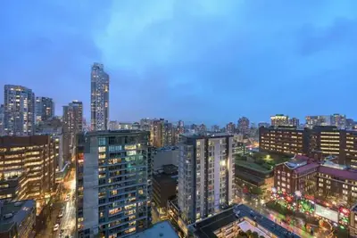 Image de Balsam。90 days · Sheraton Vancouver Wall Centre