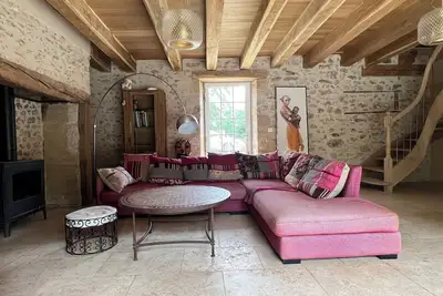 Image de Belle maison de campagne avec grande piscine dans le Périgord noir.