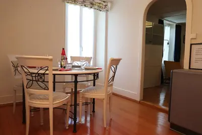 Image de Joli appartement pour 4 personnes avec Wifi, Tv, patio, animaux admis et parking