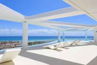 Image de Joli appartement pour 4 personnes avec piscine, Wifi, climatisation, Tv, terrasse et parking