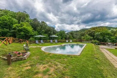 Image de Agréable appartement dans une maison de vacances avec piscine, Wifi, climatisation, Tv, parking