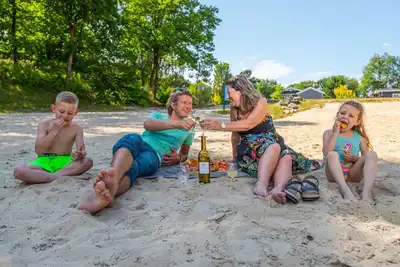 Image de Bel appartement dans une maison de vacances pour 6 personnes avec piscine, Wifi, Tv et terrasse