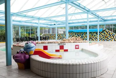 Image de Bel appartement dans une maison de vacances avec Wifi, piscine, Tv et terrasse