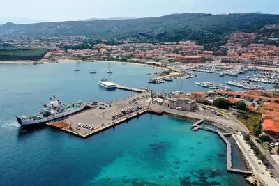 Image de Agréable appartement pour 5 personnes avec Wifi, climatisation, Tv et balcon