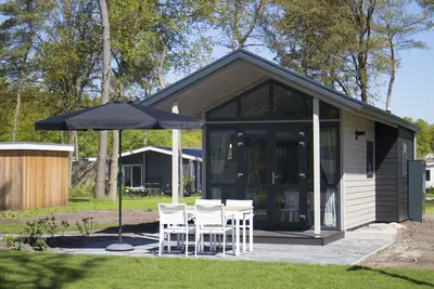 Image de Magnifique maison de vacances privée pour 4 personnes avec piscine, Wifi, Tv et terrasse