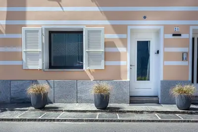 Image de Joli appartement pour 2 personnes avec Wifi, Tv et parking