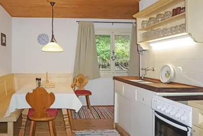 Image de Belle maison de vacances privée pour 7 personnes avec Tv, patio et parking