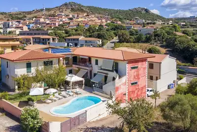 Image de Joli appartement pour 6 personnes avec Wifi, piscine, climatisation, Tv, patio et parking