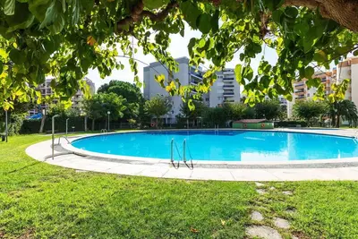 Image de Bel appartement pour 4 personnes avec piscine, climatisation, Wifi, Tv et patio