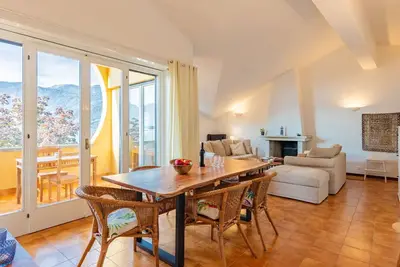 Image de Joli appartement pour 6 personnes avec Wifi, piscine, Tv, balcon et parking