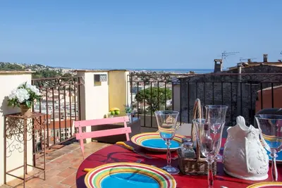 Image de Agréable appartement pour 4 personnes avec climatisation, Wifi, Tv et terrasse