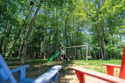 Image de Lake Huron Beach Cabin · Havenwood Shores No. 2