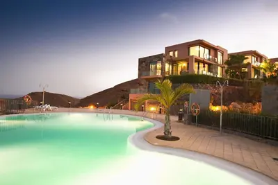 Image de Merveilleuse maison de vacances privée avec climatisation, Wifi, piscine, Tv, patio et parking
