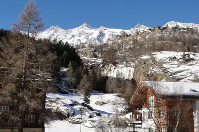 Image de Confortable appartement pour 6 personnes avec Wifi, Tv, balcon, animaux admis et vue panoramique