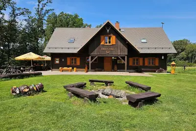 Image de Belle maison de vacances privée pour 12 personnes avec Wifi, Tv, animaux admis et parking