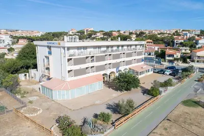 Image de Joli appartement pour 4 personnes avec Wifi, Tv, balcon, animaux admis, vue panoramique et parking