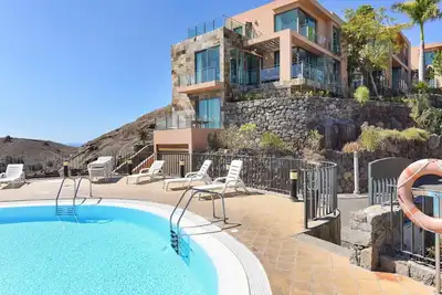 Image de Maison de vacances privée avec Wifi, climatisation, piscine, Tv, terrasse, animaux admis, parking