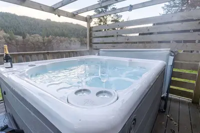 Image de Magnifique maison de vacances privée avec Wifi, bain à remous, Tv, terrasse et vue panoramique