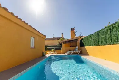 Image de Maison de vacances privée avec piscine privée, Wifi, climatisation, Tv, patio, parking
