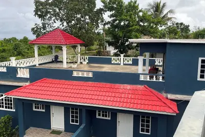 Image de Cozy retreat just five min from downtown Ocho rios/ beaches