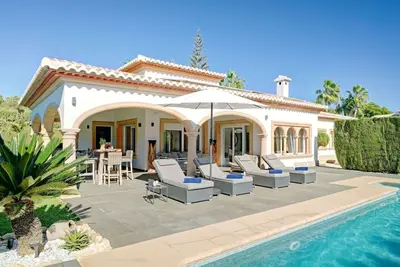 Image de Magnifique maison de vacances privée avec climatisation, Wifi, piscine privée, Tv, patio, parking