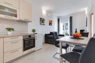Image de Joli appartement pour 5 personnes avec Wifi, climatisation, Tv et balcon