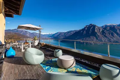 Image de Bel appartement avec bain à remous, Wifi, climatisation, Tv, terrasse, animaux admis et parking