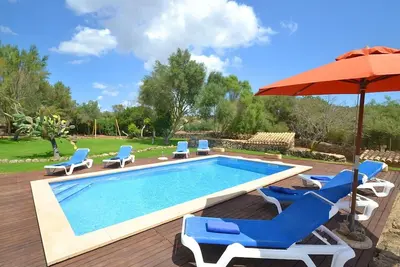 Image de Maison de vacances privée avec piscine privée, climatisation, Wifi, Tv, patio, vue panoramique