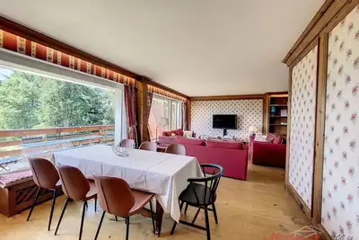 Image de Joli appartement pour 10 personnes avec Wifi, Tv et balcon