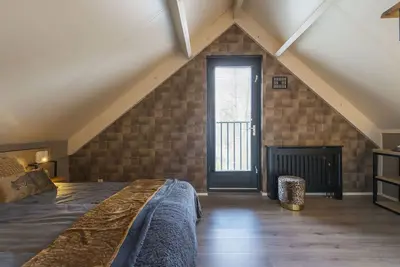 Image de Magnifique maison de vacances privée avec Wifi, bain à remous, piscine, Tv et animaux admis