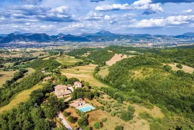 Image de Bel appartement Ă Gubbio avec WiFi