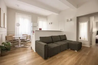 Image de Tornabuoni Place in Florence by Mmega