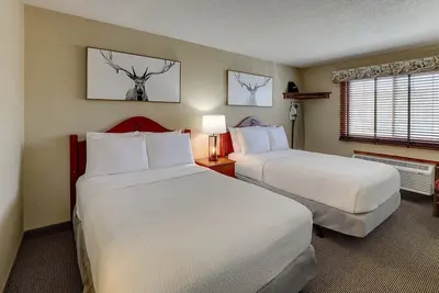 Image de Near Mississippi River, Deluxe 2 Double, Stoney Creek Galena | 2 Units