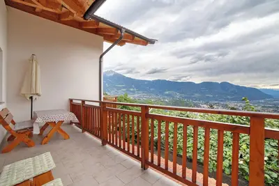 Image de Appartement \"Oberötzbauer Alpenrose\" avec vue sur les montagnes, jardin partagé et Wi-Fi