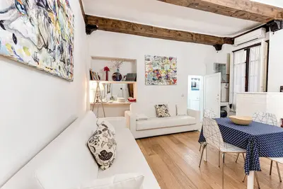 Image de Appartement 'Quiet Independent At The Duomo' avec Wi-Fi et climatisation