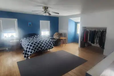 Image de Snowmobiling & Fourwheelering right out on the main trail