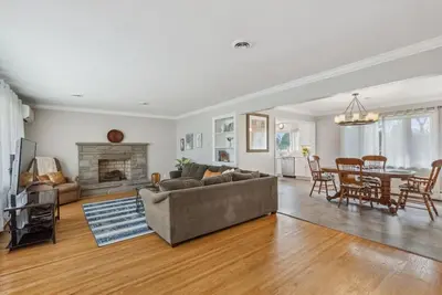 Image de Fabulous 3br Close to Airport