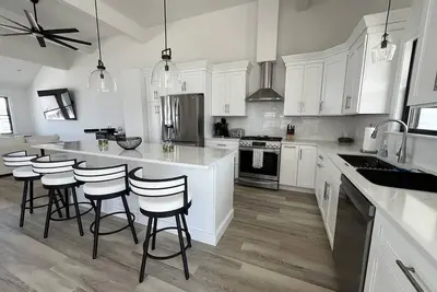 Image de Ocean Side Spray Beach 5 Bedroom Townhome! With A Pool!