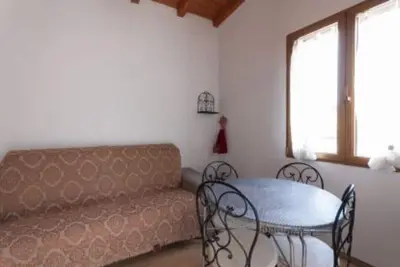 Image de Apartment with parking space. 15 minutes by subway from the cathedral