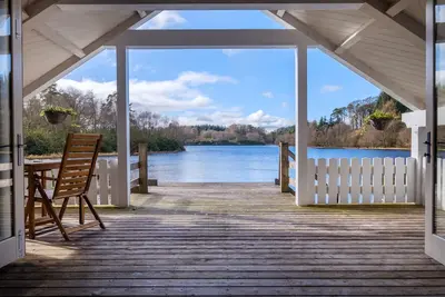 Image de Lilymere Boat House, romantic, character holiday cottage in Sedbergh