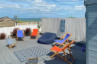 Image de 2 chambres à coucher à Walcott