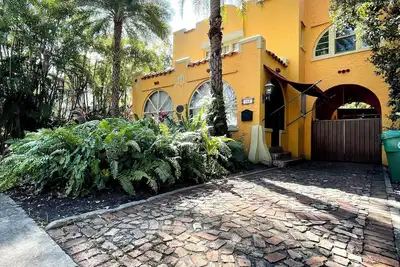 Image de In the heart of the Miami Design District