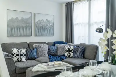 Image de Beautiful 3 Bed 3 Bath Flat for 7 In Marlybone With Netflix!