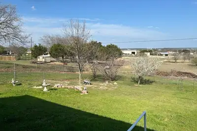 Image de Direct central Tx of Solar Eclipse Campground