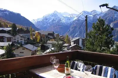 Image de Exklusives Chalet von 125m², 70m bis Talabfahrt, 5 Schlafplätze, 2 Bäder, Kamin