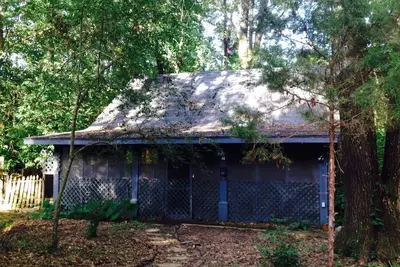 Image de Cozy Cabin Minutes to Square, 1. 5mi to MTrade Park in Oxford