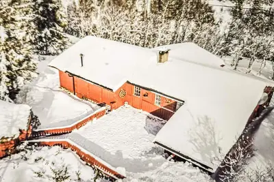 Image de Superbe maison à Tuddal avec sauna