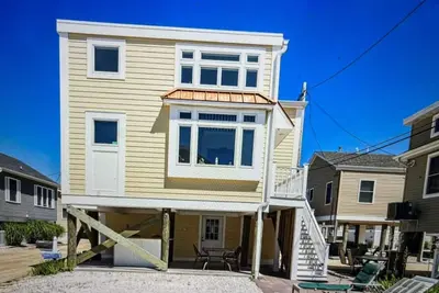 Image de 5 minutes walk to the beach and 5 minutes walk to Wawa and minigolf