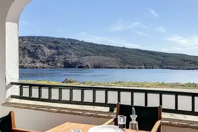 Image de F239-Appartement-Large-Salle de bain privée séparée-Vue sur la baie